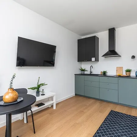 Superapart Bokserska 71A Ministudio - Near Chopin Airport * Warszawa